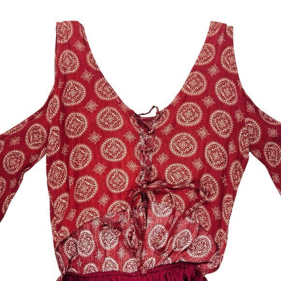 Sadie & Sage Cold Shoulder Bell Sleeve Romper S Burgundy Bohemian Beach Jumpsuit - Picture 6 of 14